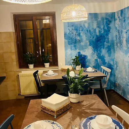 Sleep In Mitte Венцоне